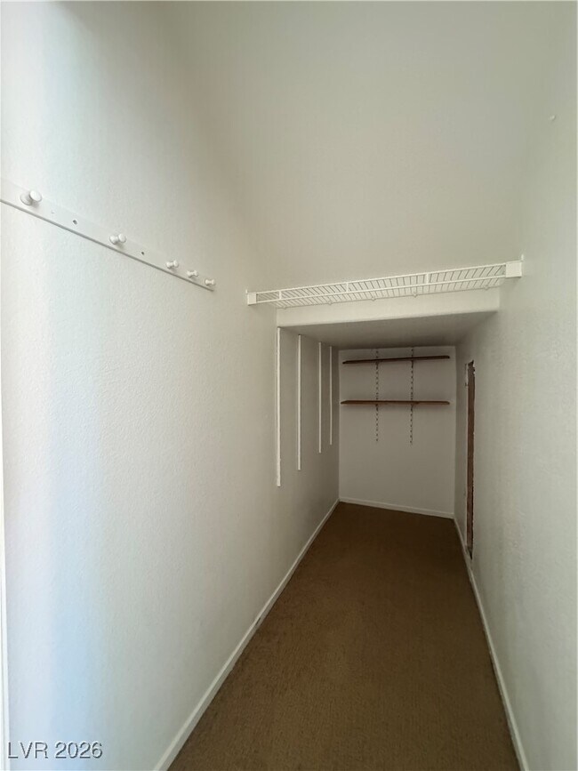 Building Photo - 1703 Paradise Reef Ave