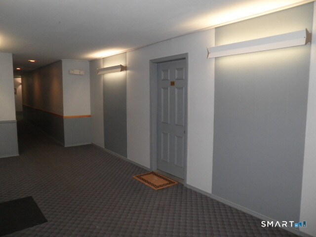 Foto del edificio - 73 Park Ave
