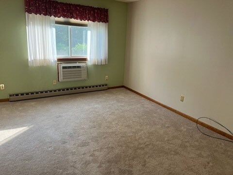 Foto del edificio - 565 Clark Ave