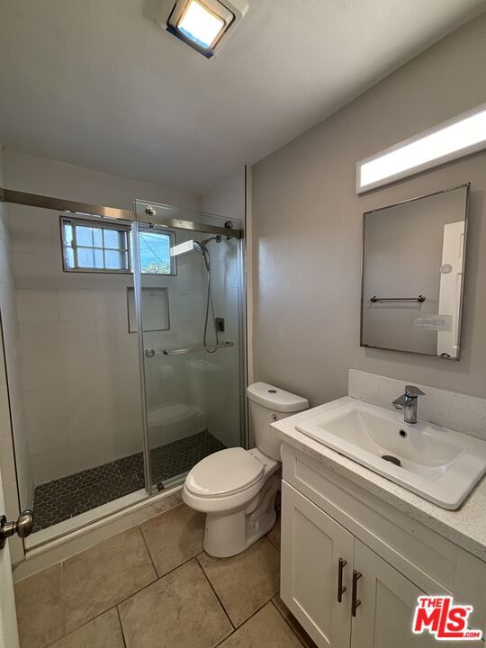 Building Photo - 3055 W 12th Pl