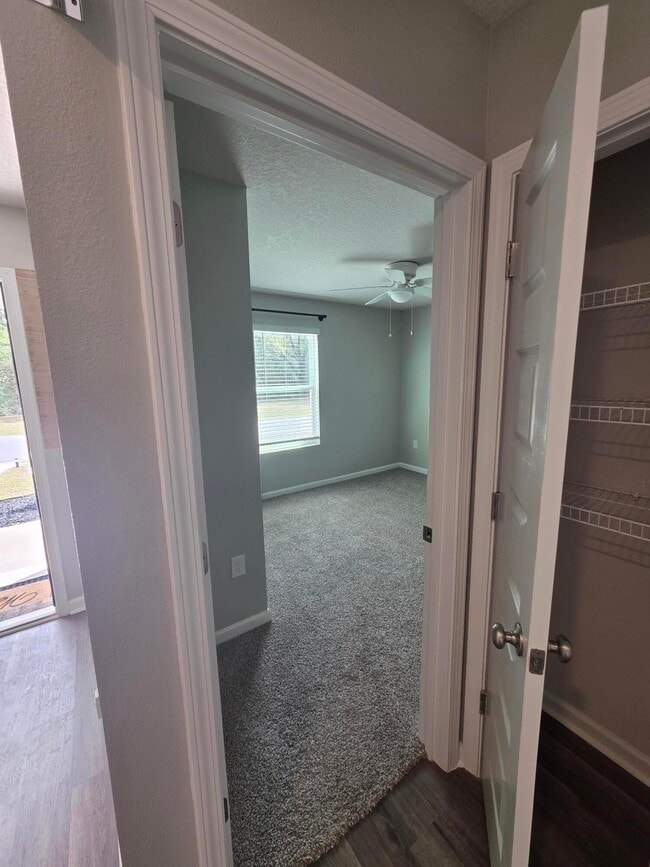 Building Photo - 3123 Van Day Way