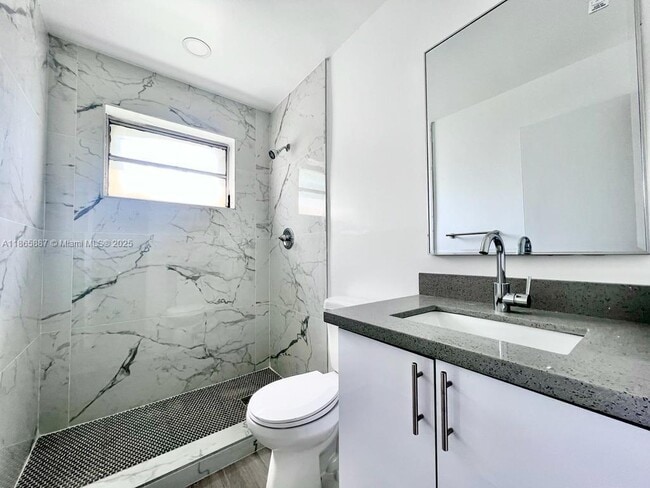 Foto del edificio - 427 N 24th Ave