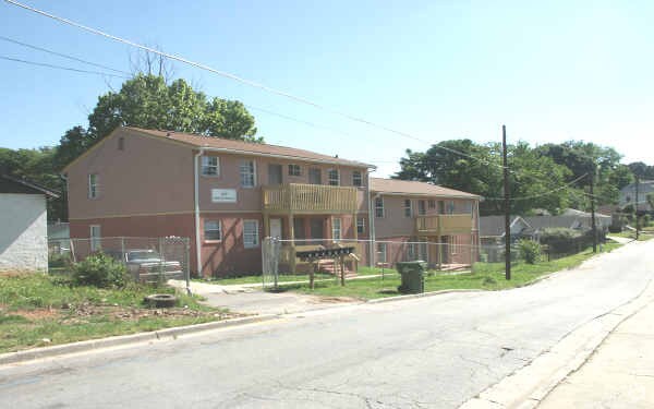 Primary Photo - Spencer Commons