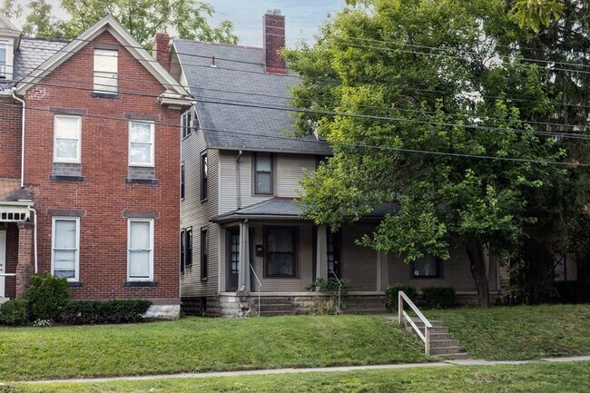 Building Photo - 1885-1887 N 4th St