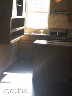 Primary Photo - 4230 N Duck Creek Rd