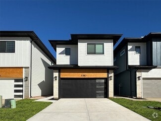 Building Photo - 33110 Willow Hts Ln
