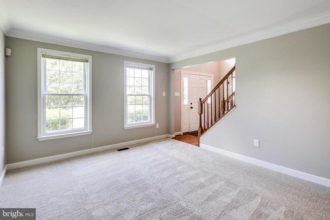 Building Photo - 1045 Caren Dr