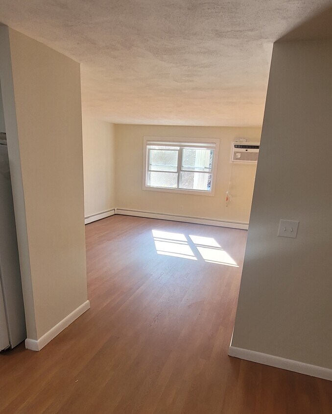 Foto del edificio - 773 Massachusetts Ave