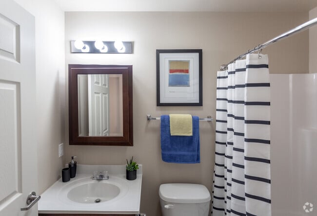 4BR, 4BA - 1696 SF - Lark West Lafayette Apartments