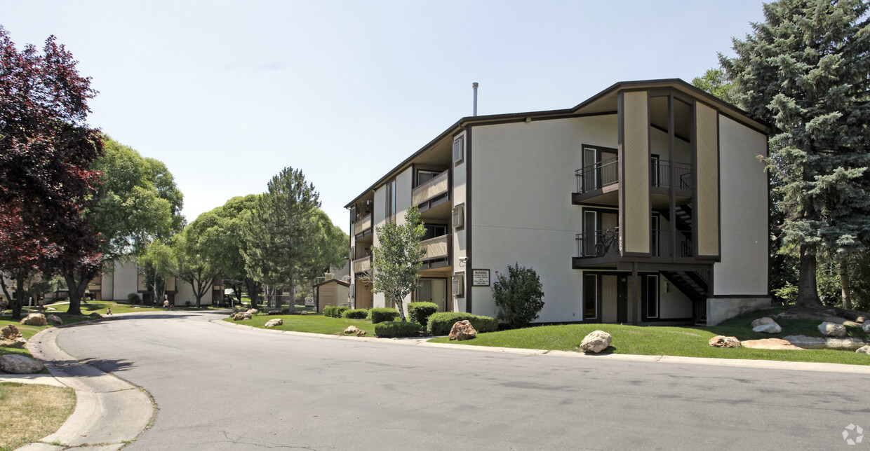 Foto del edificio - Stonehedge Apartments