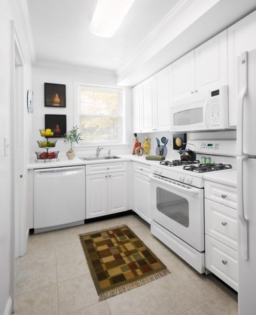 Building Photo - 2 bedroom in West Roxbury MA