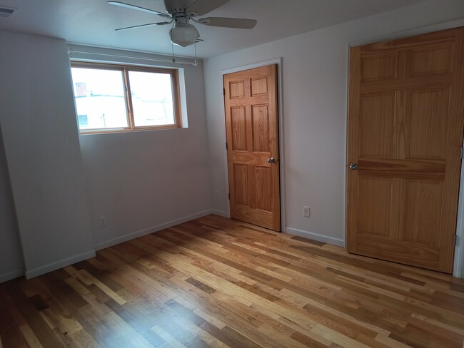 Large bedroom with lots of to closet space - 515 Main St