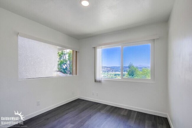 Foto del edificio - Newly Renovated 2Bdm 1Ba Apartment ADU Loc...