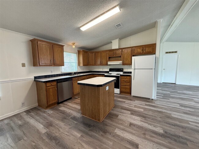 Foto del edificio - 833 Algoa-Friendswood Rd