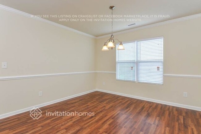 Foto del edificio - 251 Chadford Pl
