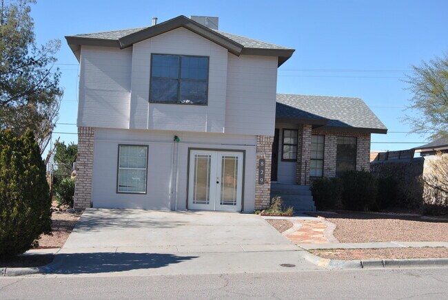 Foto del edificio - 829 Merriman Dr