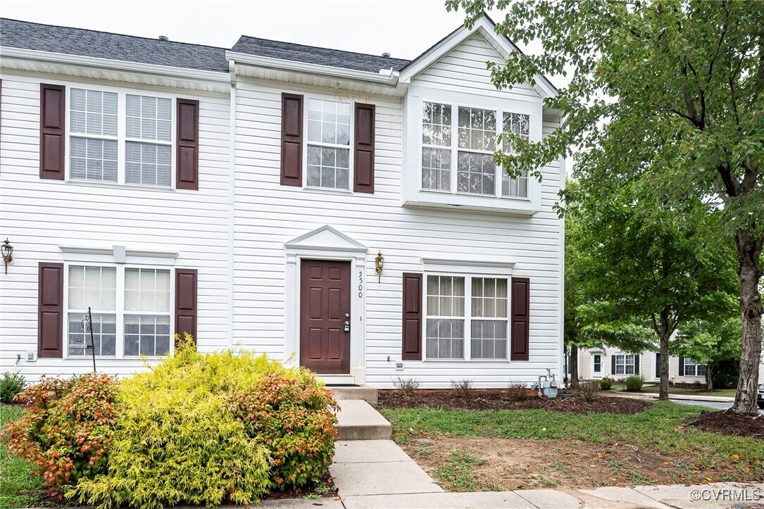 Primary Photo - 5500 Millwheel Ln