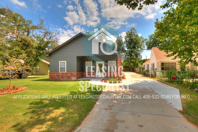 Building Photo - Amazing Norman Custom Build Available for ...