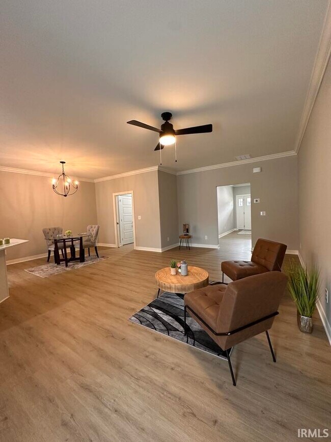 Building Photo - 3795 High Pointe Dr