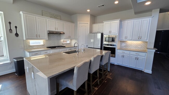 Foto del edificio - 1112 Maverick Dr