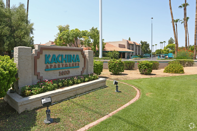 Kachina Apartments