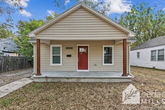 Building Photo - 1636 S Palisade St