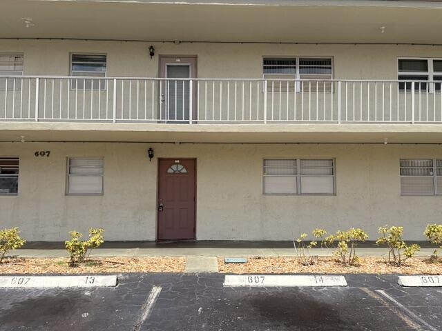 Foto del edificio - 607 S State Rd 7