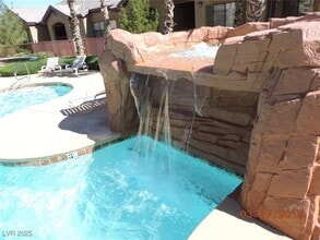 Building Photo - 8250 N Grand Canyon Dr