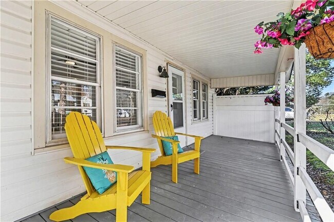 Building Photo - 257 Stegall Dr