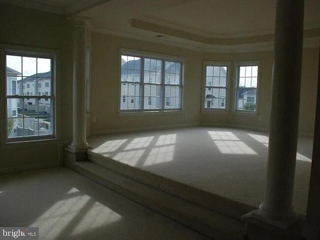 Foto del edificio - 24921 Somerby Dr