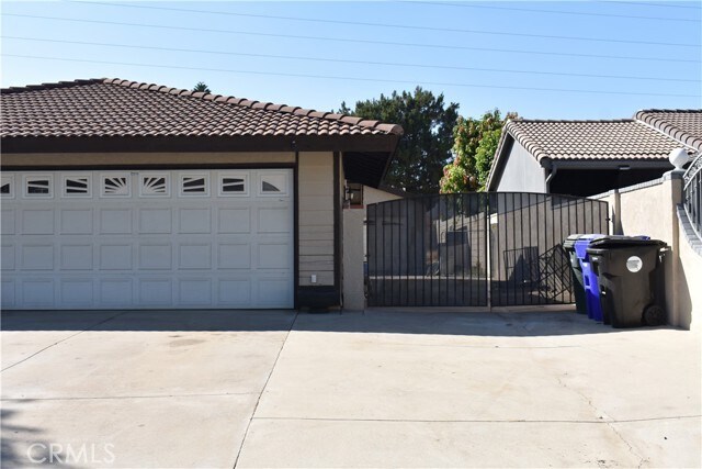 Building Photo - 2831 Donner Way
