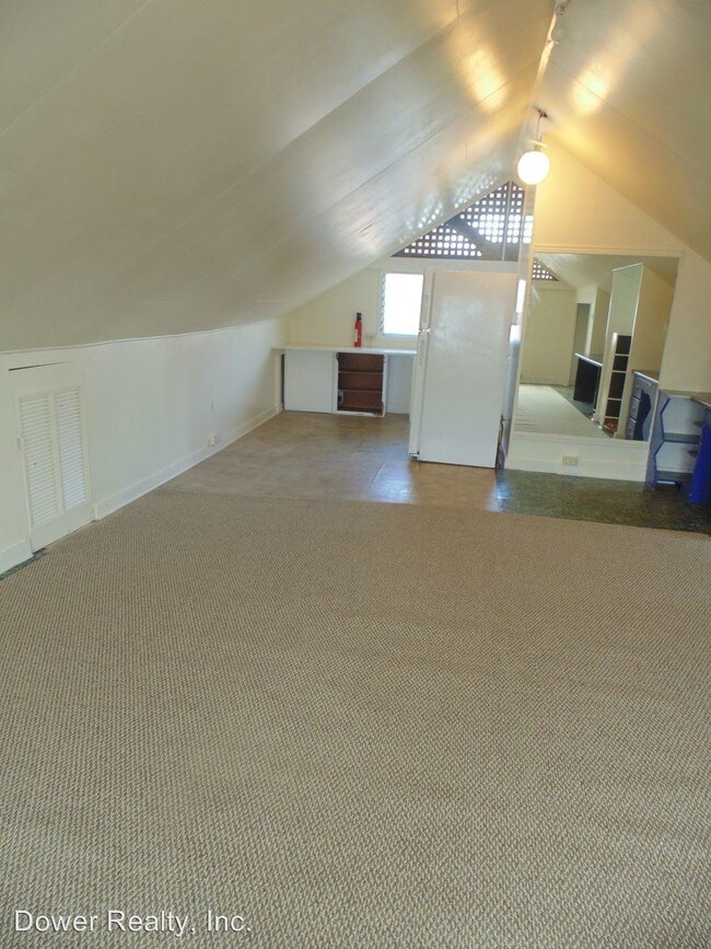Building Photo - 3608 Leahi Ave