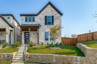 Building Photo - 11692 Chepstow Crescent Ct