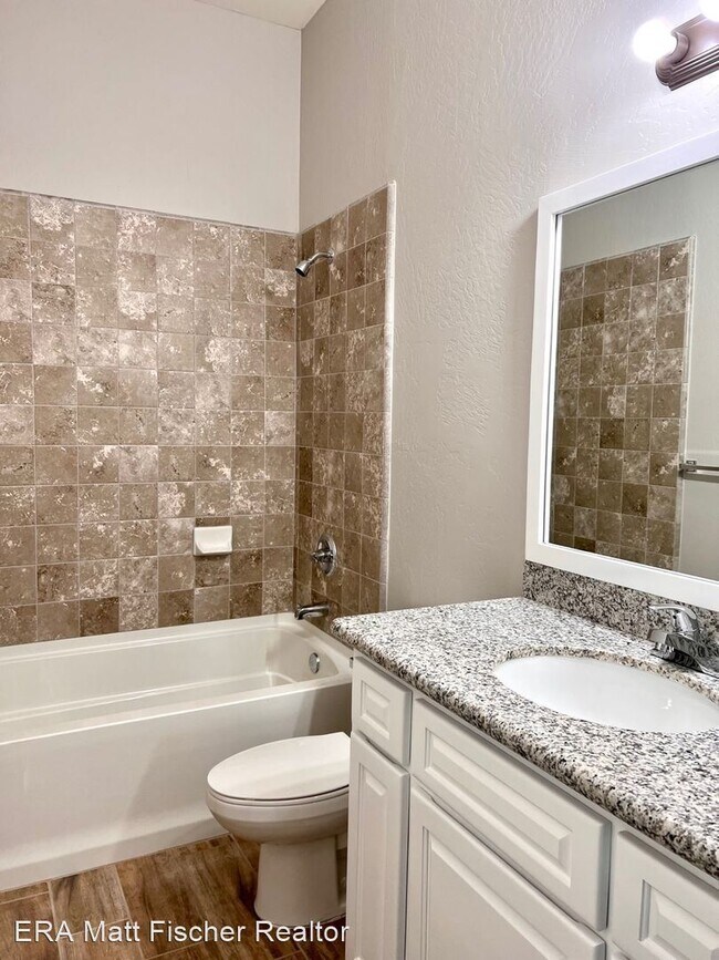 Foto del edificio - 4 br, 3 bath House - 5849 E.44th Parkway