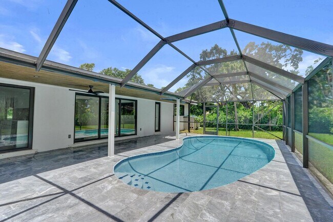 Foto del edificio - 840 SW 3rd St
