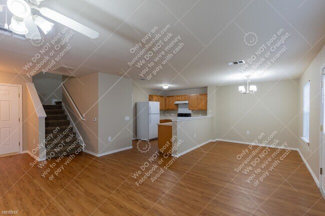 Building Photo - 3 br, 2.5 bath House - 1504 Strickland Dr