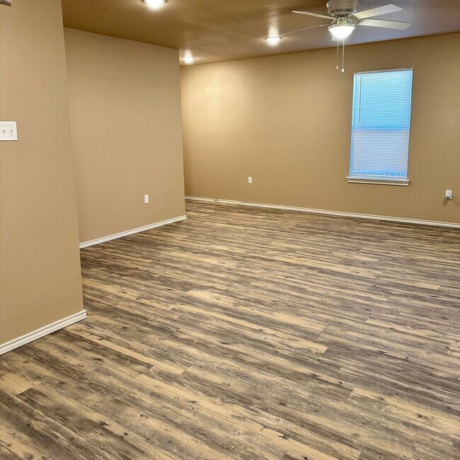 Foto del edificio - 1101 Preston Trails