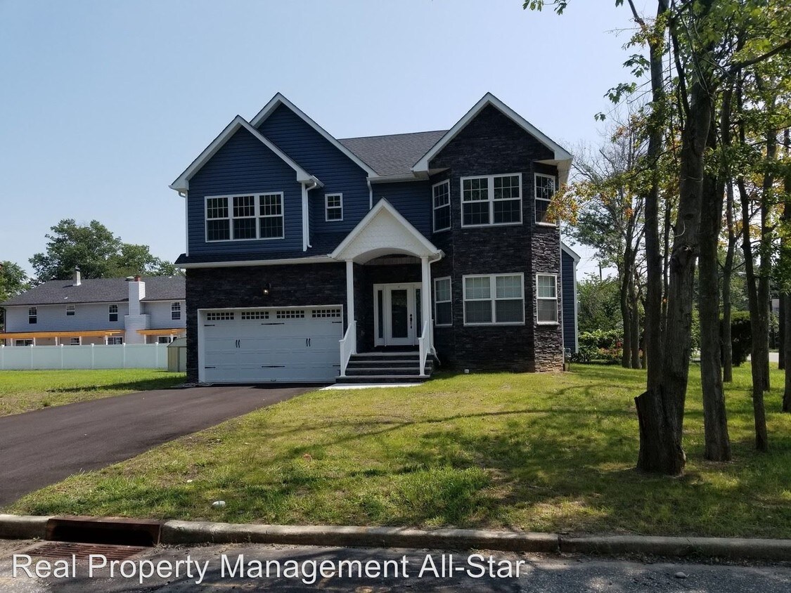 Foto principal - 4 br, 3.5 bath House - 1950 6th Street