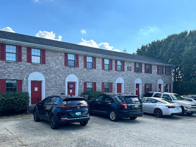 Building Photo - 306 Spangler Dr