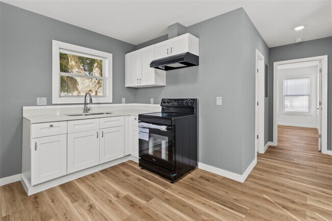 Foto del edificio - 1717 W 4th St