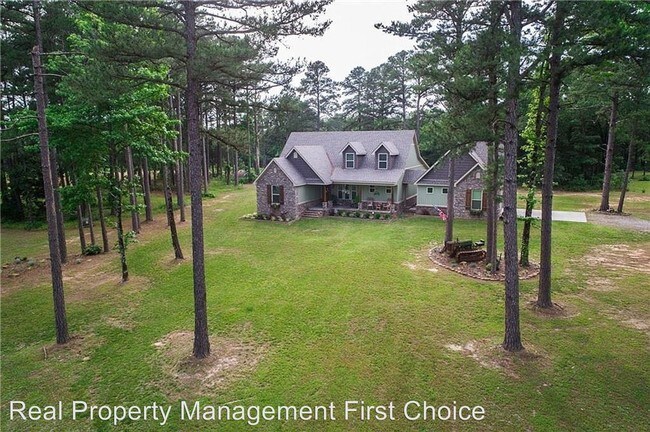 Building Photo - 5823 N Mountain Grove Rd