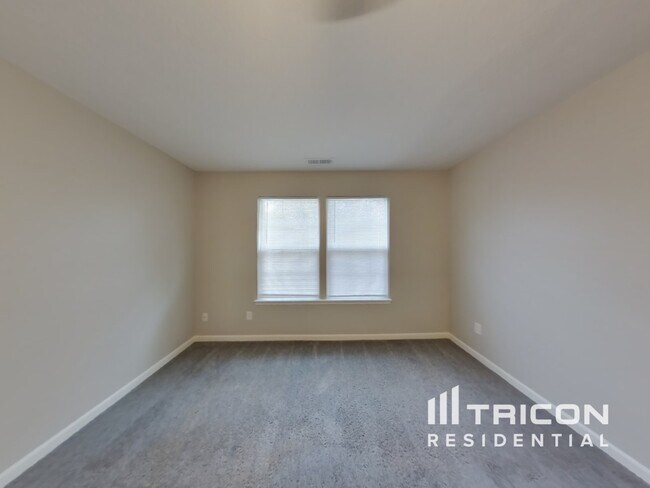 Foto del edificio - 203 Beacon Point Ln