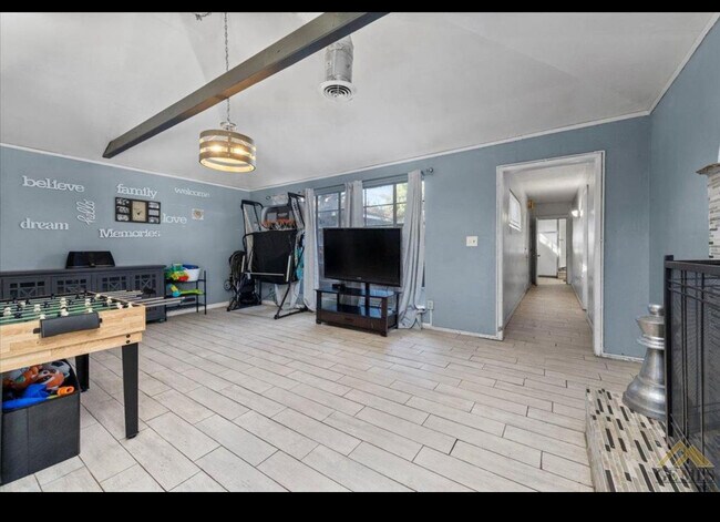 Building Photo - 2158 Sacramento St