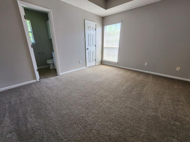 Foto del edificio - 366 Hickory Grove St