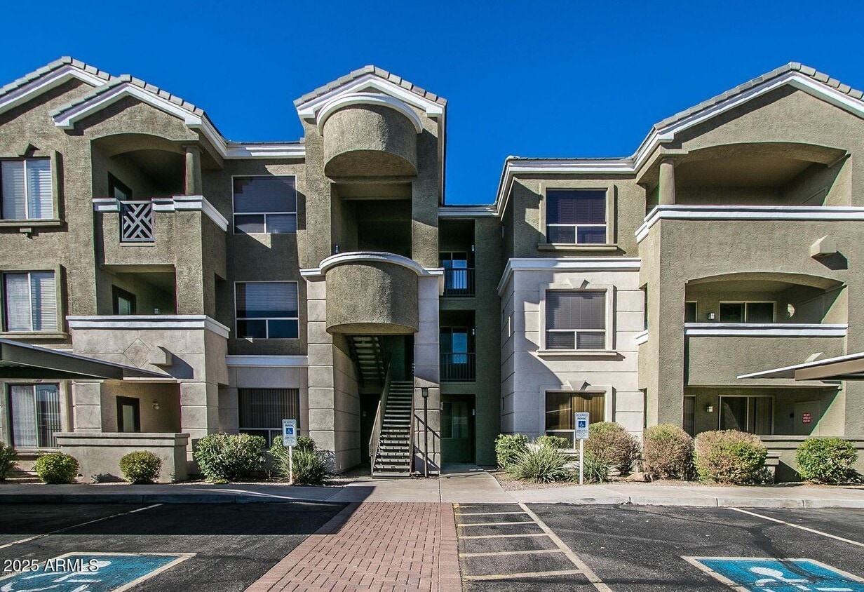Foto principal - 5303 N 7th St