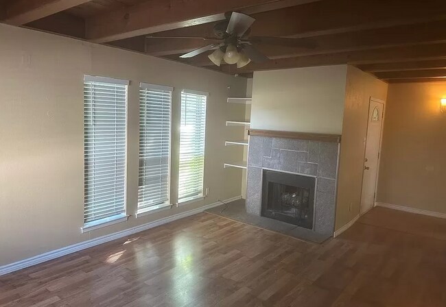 Foto del edificio - 2306 Auburn Ct