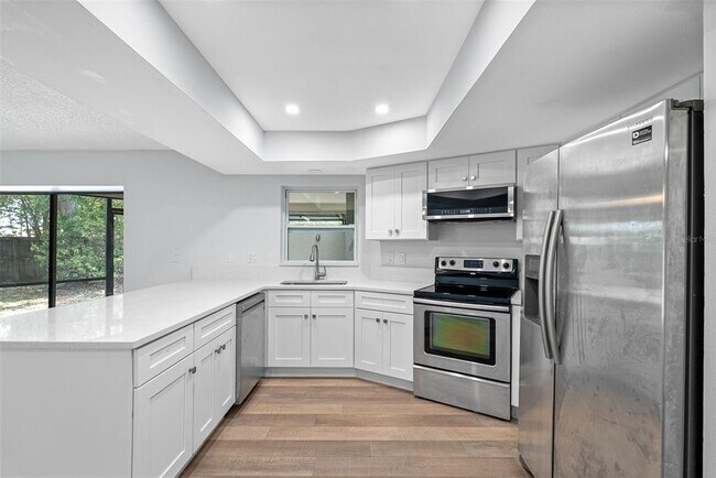 Foto del edificio - 3601 Fairway Forest Cir
