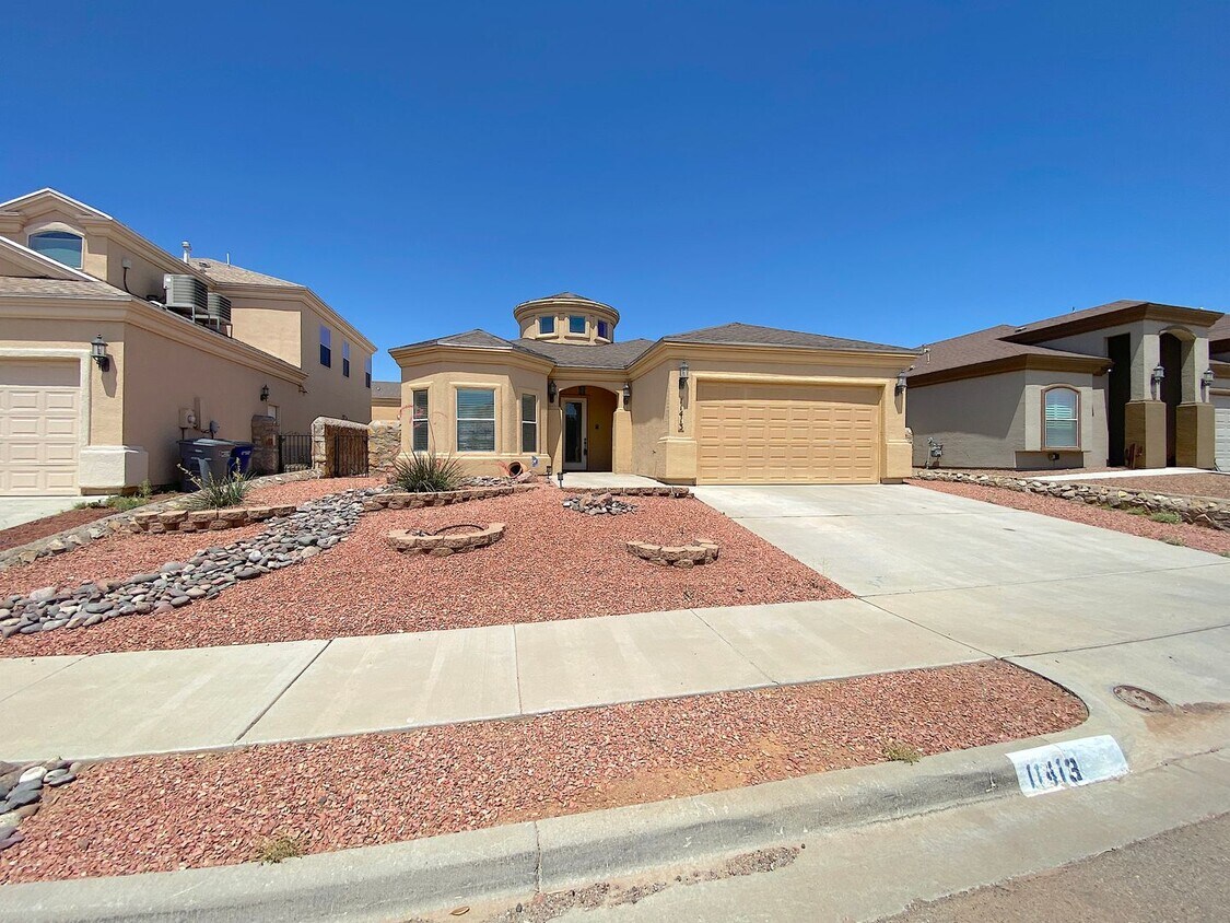 Foto principal - Sandstone Ranch Estates 3 bed with Refrig A/C