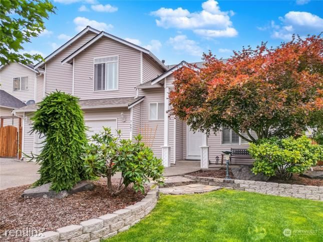Primary Photo - 4 br, 2 bath House - 7607 i 195Th Street C...