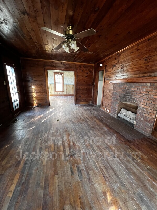 Building Photo - 1320 Upper Finley Rd
